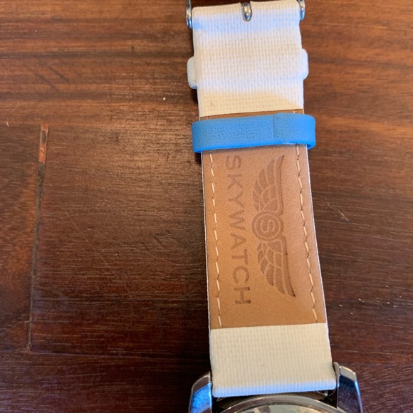 Skywatch 36 mm model AM1002 Divers Watch main image 4